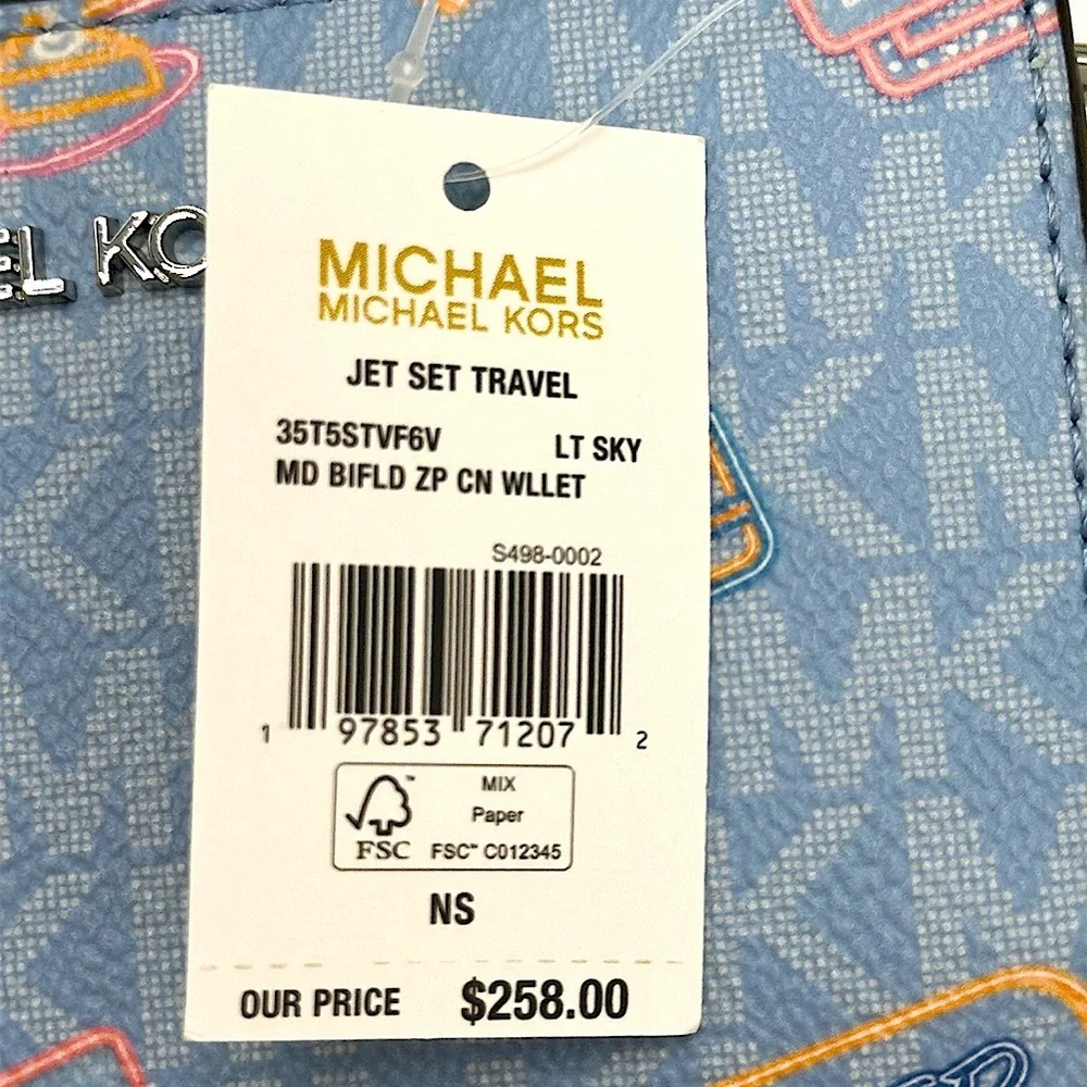 Michael Kors Jet Set Travel Medium Printed Signature Logo Bi-Fold Wallet LT SKY